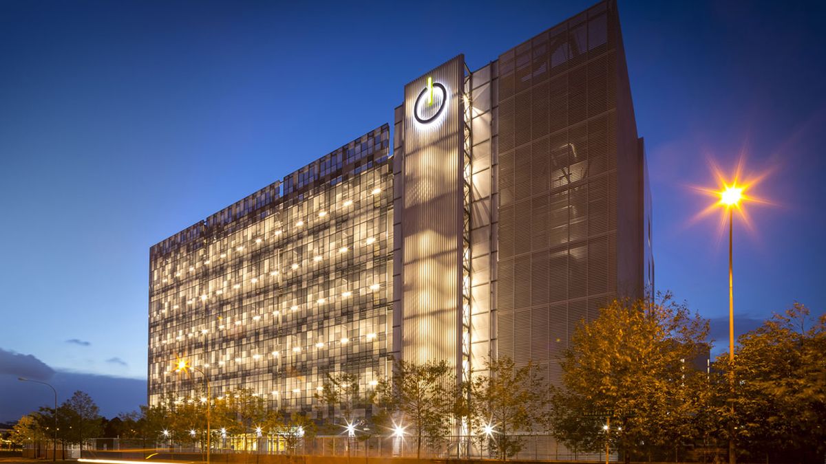 The first large-scale project in Singapore to use prefabricated MEP modular techniques
