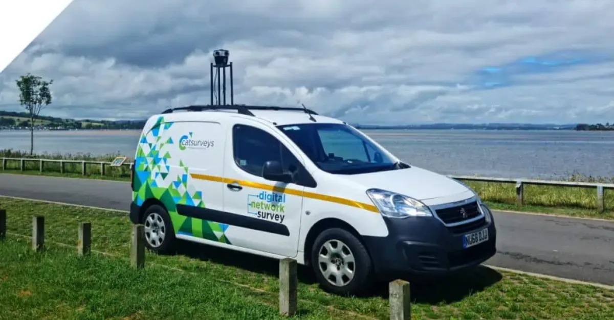 How Catsurveys reduced costs, scaled & captured better surveying data with Mosaic 51