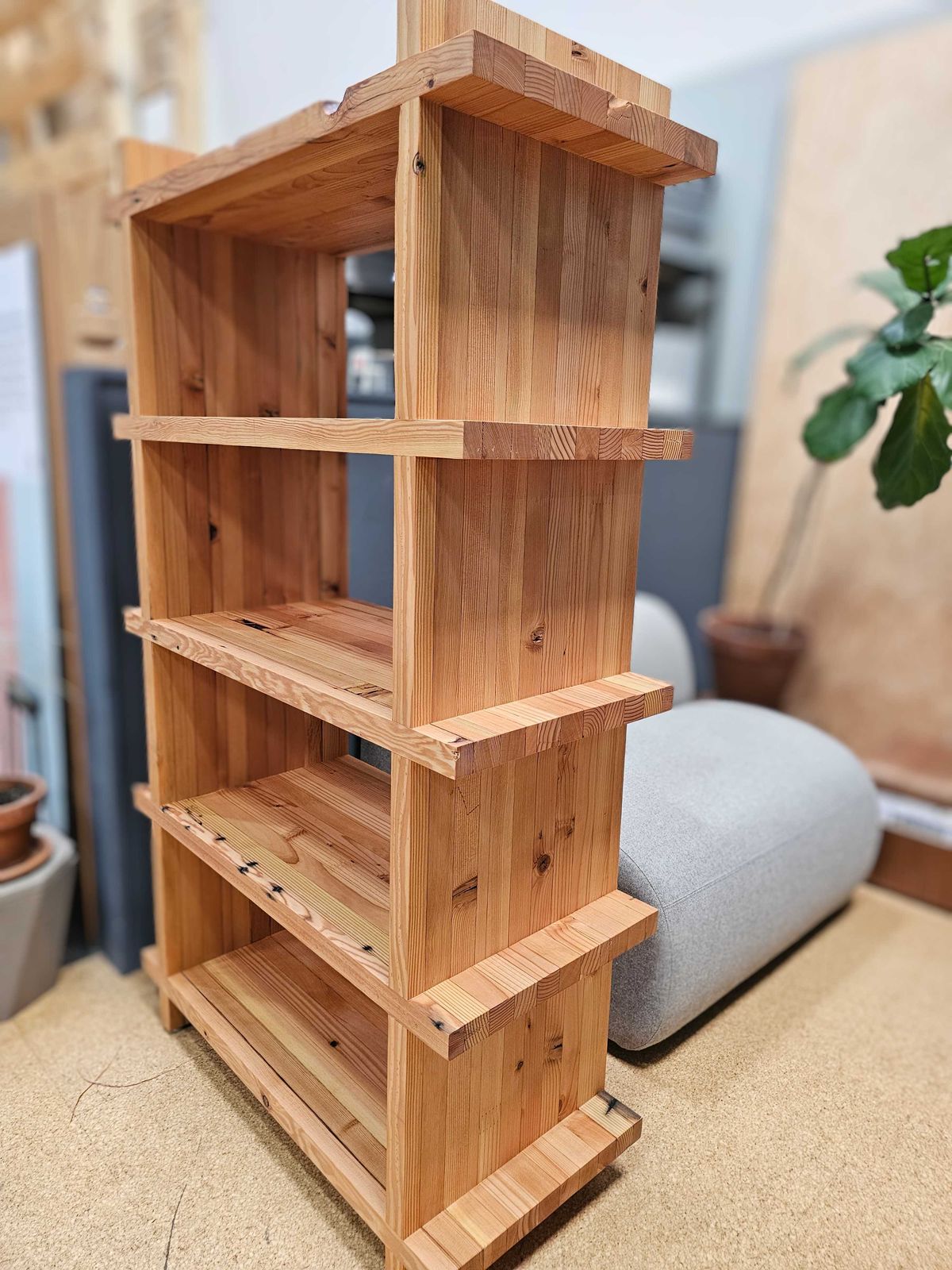 Circularity for Furniture